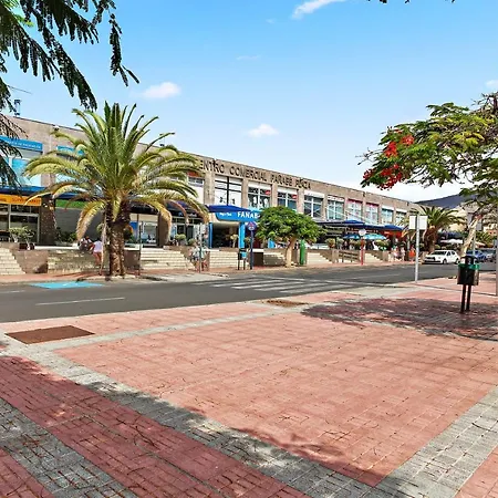 아파트 Beach, Beaches At 400m, 2 Terraces 아데제