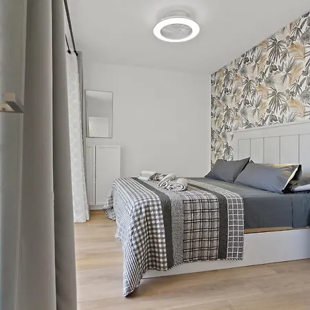 Beach, Beaches At 400m, 2 Terraces Apartment *